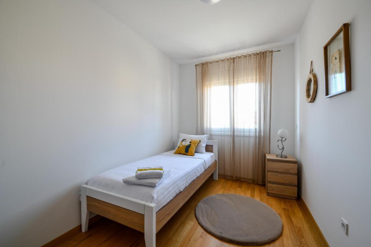 זאדאר Spacious Apartment Nero With Free Parking מראה חיצוני תמונה